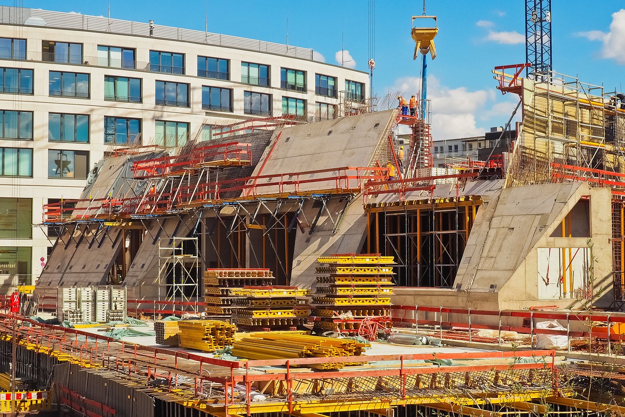 building-3630200_1280