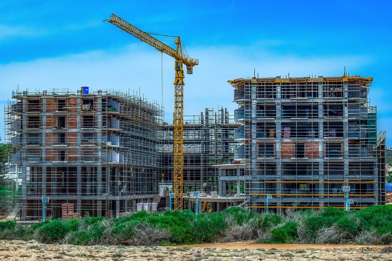construction-site-3432379_1280
